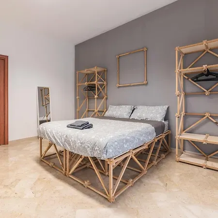 Mujie Design House Bari